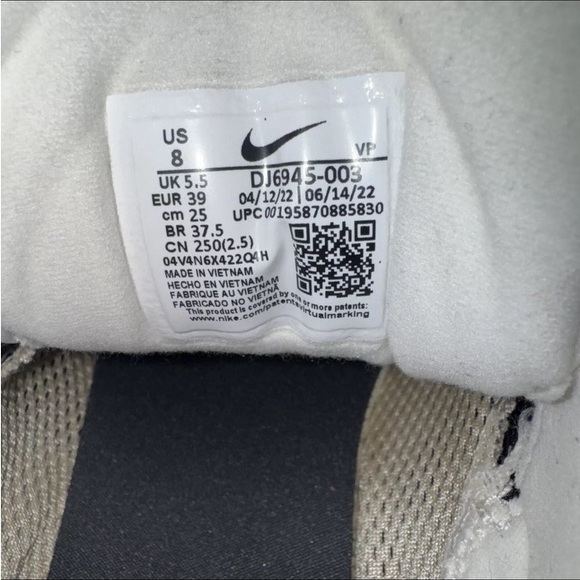 Nike Spark Shoes - Picture 7 of 8